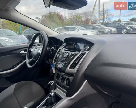 Черный Форд Фокус, объемом двигателя 1.6 л и пробегом 195 тыс. км за 7590 $, фото 33 на Automoto.ua