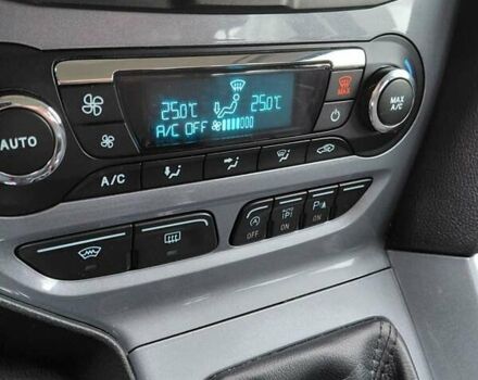 Черный Форд Фокус, объемом двигателя 1.6 л и пробегом 192 тыс. км за 6999 $, фото 19 на Automoto.ua