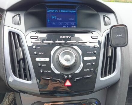 Черный Форд Фокус, объемом двигателя 1.6 л и пробегом 228 тыс. км за 7600 $, фото 7 на Automoto.ua