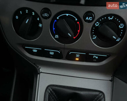 Черный Форд Фокус, объемом двигателя 1.6 л и пробегом 180 тыс. км за 7400 $, фото 23 на Automoto.ua