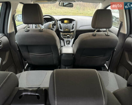 Чорний Форд Фокус, об'ємом двигуна 1.6 л та пробігом 227 тис. км за 8299 $, фото 25 на Automoto.ua