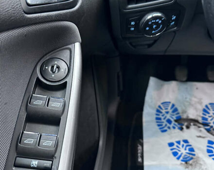 Чорний Форд Фокус, об'ємом двигуна 1.6 л та пробігом 269 тис. км за 6950 $, фото 44 на Automoto.ua