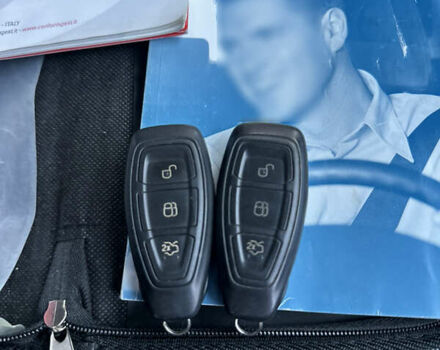 Черный Форд Фокус, объемом двигателя 1.6 л и пробегом 205 тыс. км за 7200 $, фото 45 на Automoto.ua