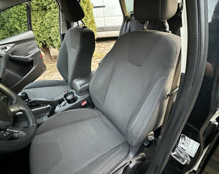 Черный Форд Фокус, объемом двигателя 1.6 л и пробегом 205 тыс. км за 7200 $, фото 24 на Automoto.ua