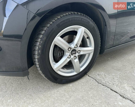 Чорний Форд Фокус, об'ємом двигуна 1.6 л та пробігом 224 тис. км за 7500 $, фото 5 на Automoto.ua