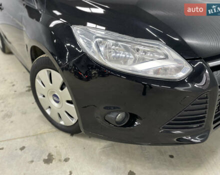 Черный Форд Фокус, объемом двигателя 1.6 л и пробегом 211 тыс. км за 7750 $, фото 13 на Automoto.ua