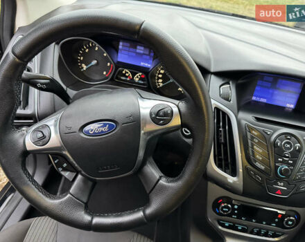 Чорний Форд Фокус, об'ємом двигуна 1.6 л та пробігом 227 тис. км за 8299 $, фото 2 на Automoto.ua