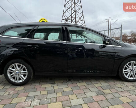 Черный Форд Фокус, объемом двигателя 1.6 л и пробегом 227 тыс. км за 8300 $, фото 7 на Automoto.ua