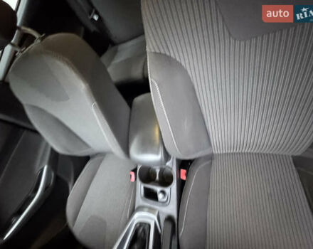 Чорний Форд Фокус, об'ємом двигуна 1.6 л та пробігом 227 тис. км за 8299 $, фото 10 на Automoto.ua