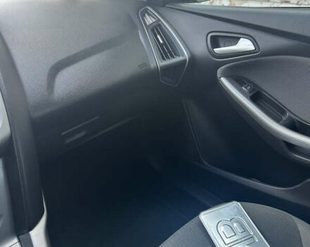 Черный Форд Фокус, объемом двигателя 1.6 л и пробегом 240 тыс. км за 7222 $, фото 13 на Automoto.ua