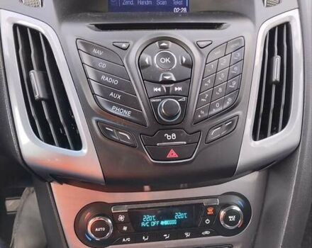 Черный Форд Фокус, объемом двигателя 1.6 л и пробегом 182 тыс. км за 8200 $, фото 52 на Automoto.ua