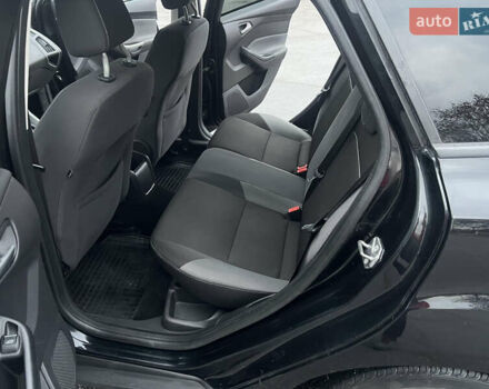 Черный Форд Фокус, объемом двигателя 1.6 л и пробегом 180 тыс. км за 7400 $, фото 14 на Automoto.ua