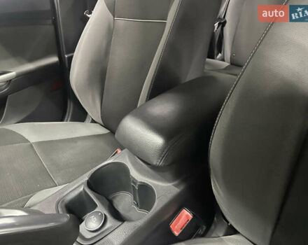 Черный Форд Фокус, объемом двигателя 1.6 л и пробегом 211 тыс. км за 7750 $, фото 38 на Automoto.ua