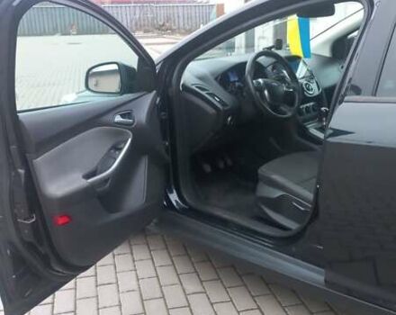 Черный Форд Фокус, объемом двигателя 1.56 л и пробегом 235 тыс. км за 7800 $, фото 6 на Automoto.ua