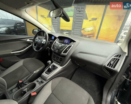 Чорний Форд Фокус, об'ємом двигуна 1.6 л та пробігом 249 тис. км за 7200 $, фото 24 на Automoto.ua