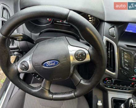 Чорний Форд Фокус, об'ємом двигуна 1.6 л та пробігом 227 тис. км за 8299 $, фото 1 на Automoto.ua