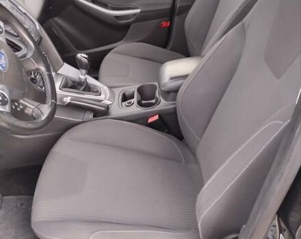 Черный Форд Фокус, объемом двигателя 1.6 л и пробегом 182 тыс. км за 8200 $, фото 45 на Automoto.ua