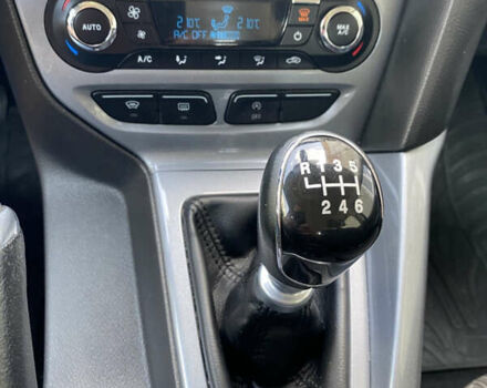 Форд Фокус 2012 у Сокале на Automoto.ua Чорний Форд Фокус, об'ємом двигуна 1.6 л та пробігом 275 тис. км за 8355 $, фото 15 на Automoto.ua