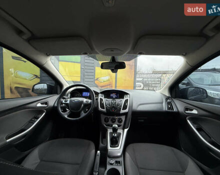 Чорний Форд Фокус, об'ємом двигуна 1.6 л та пробігом 249 тис. км за 7200 $, фото 4 на Automoto.ua