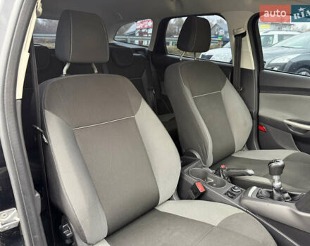 Чорний Форд Фокус, об'ємом двигуна 1.6 л та пробігом 249 тис. км за 7200 $, фото 23 на Automoto.ua