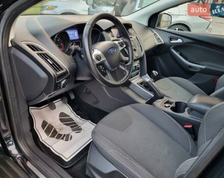 Черный Форд Фокус, объемом двигателя 1.6 л и пробегом 215 тыс. км за 8100 $, фото 23 на Automoto.ua