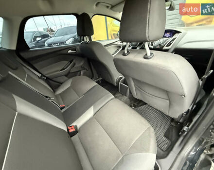 Чорний Форд Фокус, об'ємом двигуна 1.6 л та пробігом 249 тис. км за 7200 $, фото 27 на Automoto.ua