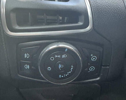 Черный Форд Фокус, объемом двигателя 1.6 л и пробегом 264 тыс. км за 6400 $, фото 17 на Automoto.ua