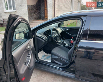 Черный Форд Фокус, объемом двигателя 1.56 л и пробегом 240 тыс. км за 7700 $, фото 3 на Automoto.ua