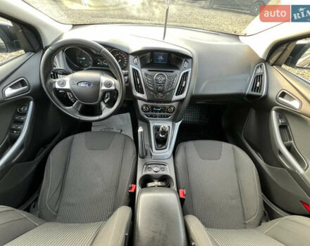 Черный Форд Фокус, объемом двигателя 1.6 л и пробегом 267 тыс. км за 7700 $, фото 20 на Automoto.ua