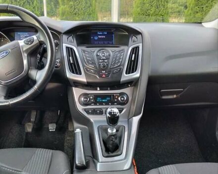 Черный Форд Фокус, объемом двигателя 1.6 л и пробегом 182 тыс. км за 8200 $, фото 49 на Automoto.ua