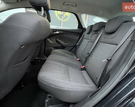 Черный Форд Фокус, объемом двигателя 1.6 л и пробегом 227 тыс. км за 8300 $, фото 20 на Automoto.ua