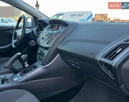 Чорний Форд Фокус, об'ємом двигуна 1.6 л та пробігом 295 тис. км за 7890 $, фото 37 на Automoto.ua