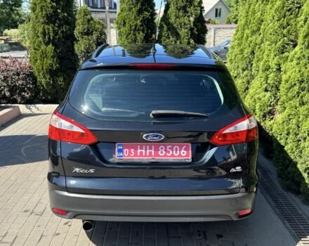 Черный Форд Фокус, объемом двигателя 1.6 л и пробегом 188 тыс. км за 7850 $, фото 3 на Automoto.ua