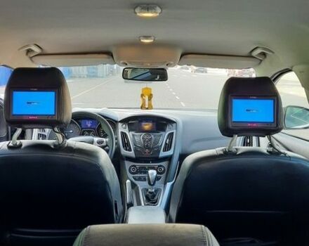 Черный Форд Фокус, объемом двигателя 1.6 л и пробегом 264 тыс. км за 8550 $, фото 17 на Automoto.ua