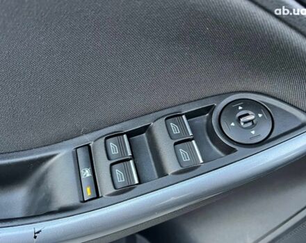 Чорний Форд Фокус, об'ємом двигуна 1.6 л та пробігом 295 тис. км за 7890 $, фото 15 на Automoto.ua