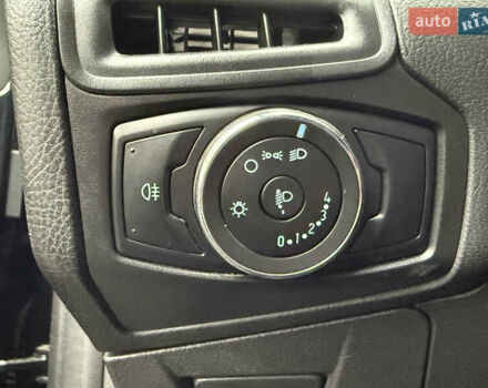 Чорний Форд Фокус, об'ємом двигуна 1.6 л та пробігом 249 тис. км за 7200 $, фото 39 на Automoto.ua