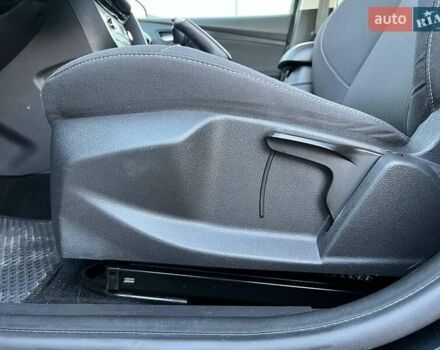 Чорний Форд Фокус, об'ємом двигуна 1.6 л та пробігом 295 тис. км за 7890 $, фото 18 на Automoto.ua