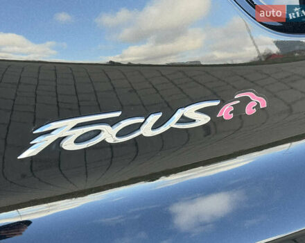 Чорний Форд Фокус, об'ємом двигуна 1.6 л та пробігом 278 тис. км за 8599 $, фото 58 на Automoto.ua
