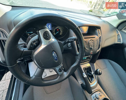 Чорний Форд Фокус, об'ємом двигуна 1.6 л та пробігом 231 тис. км за 8300 $, фото 57 на Automoto.ua