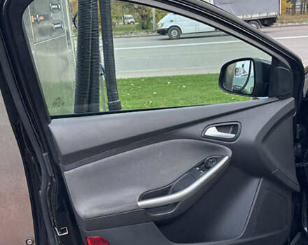 Форд Фокус 2013 в Киеве на Automoto.ua Черный Форд Фокус, объемом двигателя 1.56 л и пробегом 288 тыс. км за 7900 $, фото 8 на Automoto.ua