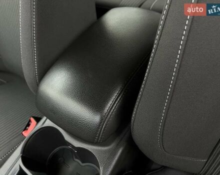 Форд Фокус 2013 в Стрые на Automoto.ua Черный Форд Фокус, объемом двигателя 1.6 л и пробегом 224 тыс. км за 8750 $, фото 128 на Automoto.ua