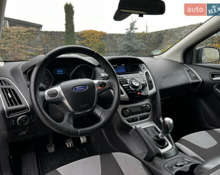 Черный Форд Фокус, объемом двигателя 1.6 л и пробегом 190 тыс. км за 7700 $, фото 52 на Automoto.ua