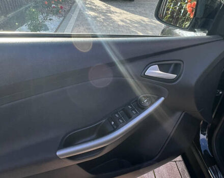 Чорний Форд Фокус, об'ємом двигуна 1.6 л та пробігом 214 тис. км за 8900 $, фото 8 на Automoto.ua