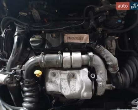 Форд Фокус 2013 в Ивано-Франковске на Automoto.ua Черный Форд Фокус, объемом двигателя 1.6 л и пробегом 222 тыс. км за 7300 $, фото 10 на Automoto.ua
