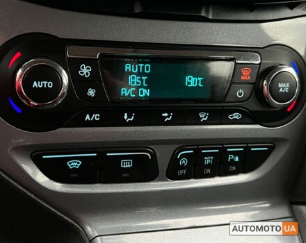 Черный Форд Фокус, объемом двигателя 1.6 л и пробегом 235 тыс. км за 7800 $, фото 15 на Automoto.ua