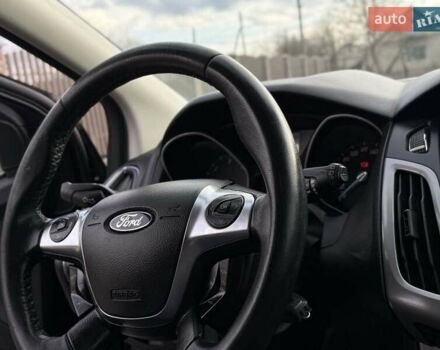 Форд Фокус 2013 в Вознесенске на Automoto.ua Черный Форд Фокус, объемом двигателя 1.6 л и пробегом 163 тыс. км за 7600 $, фото 12 на Automoto.ua