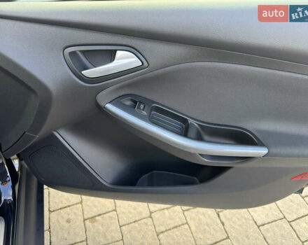 Чорний Форд Фокус, об'ємом двигуна 1.6 л та пробігом 278 тис. км за 8599 $, фото 41 на Automoto.ua