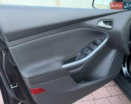 Чорний Форд Фокус, об'ємом двигуна 1.6 л та пробігом 235 тис. км за 8650 $, фото 89 на Automoto.ua