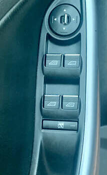 Форд Фокус 2013 у Стрые на Automoto.ua Чорний Форд Фокус, об'ємом двигуна 1.6 л та пробігом 219 тис. км за 9950 $, фото 50 на Automoto.ua