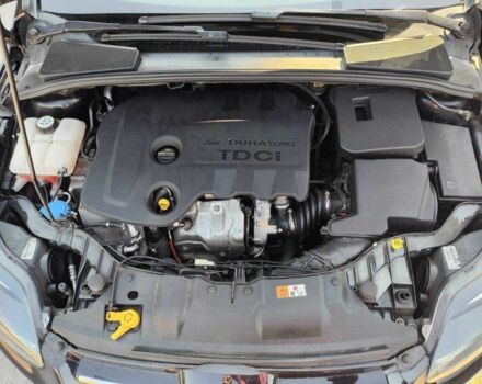 Чорний Форд Фокус, об'ємом двигуна 1.6 л та пробігом 221 тис. км за 8450 $, фото 6 на Automoto.ua